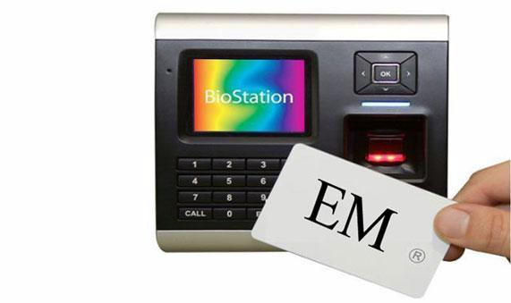 Máy chấm công kiểm soát cửa, vân tay, thẻ và kết nối Wireless SUPREMA Biostation BSRW-OC-1