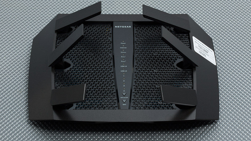 Netgear R8000 Nighthawk X6 AC3200 Tri-Band WiFi Wireless Router-1
